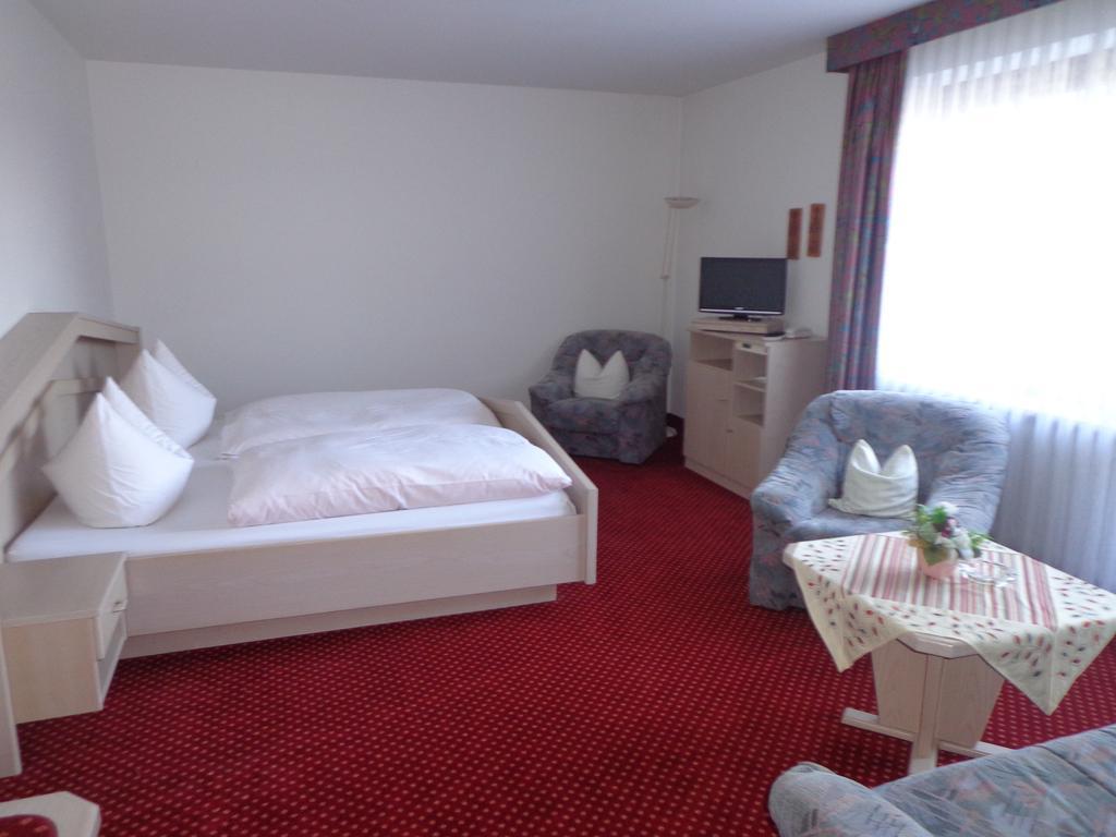 Hotel Am See Neubäu Δωμάτιο φωτογραφία