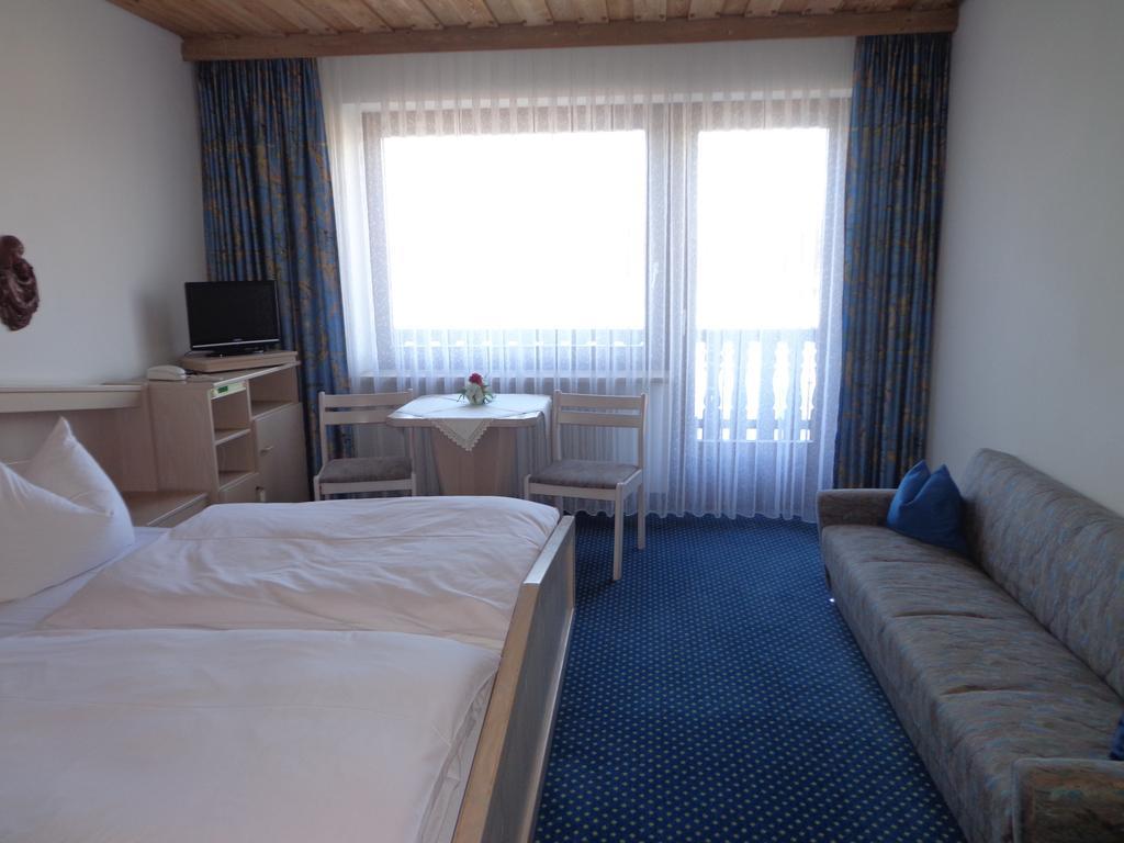 Hotel Am See Neubäu Δωμάτιο φωτογραφία